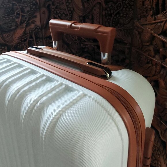 New 20" White & Cognac Brown Carry-On Luggage Suitcase Spinner Wheels - Picture 6 of 8